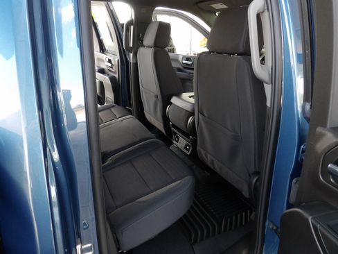 Used 2024 Chevrolet Silverado 2500 Custom image 19