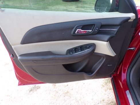 Used 2014 Chevrolet Malibu LTZ image 10