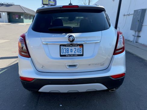 Used 2020 Buick Encore Essence image 5
