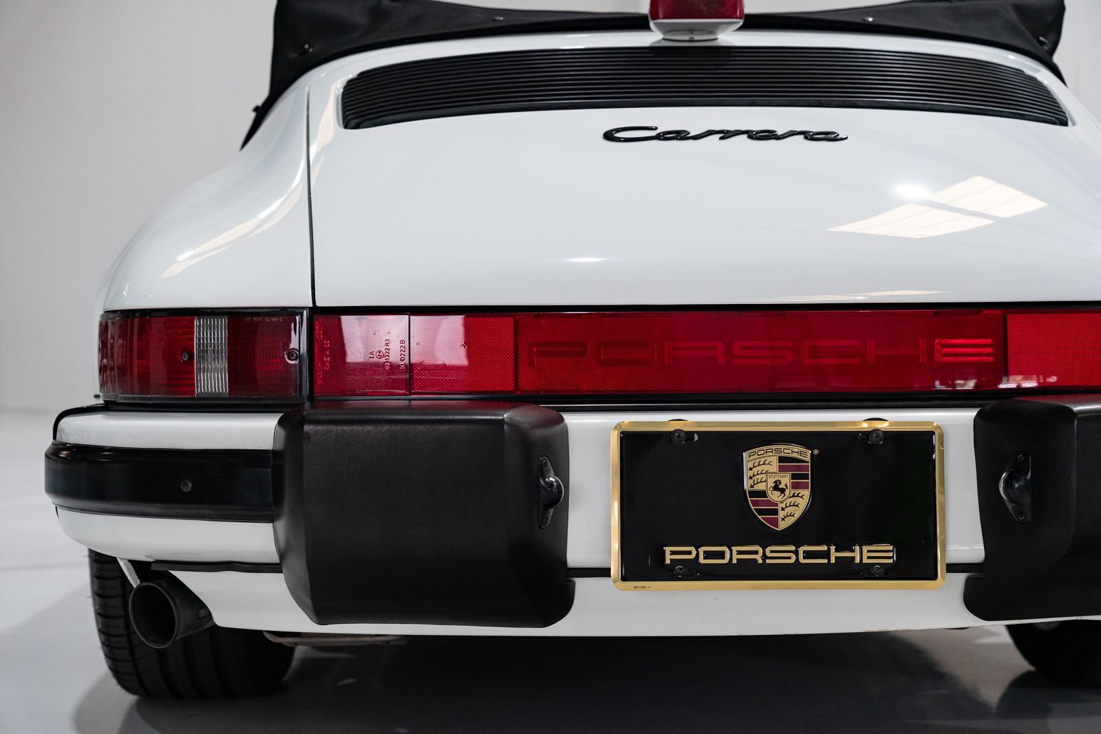 Used 1989 Porsche 911 Carrera Cabriolet RWD image 52