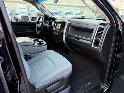 Used 2014 RAM 1500 ST RWD image 84