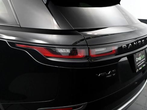 Used 2018 Land Rover Range Rover Velar R-Dynamic SE image 19