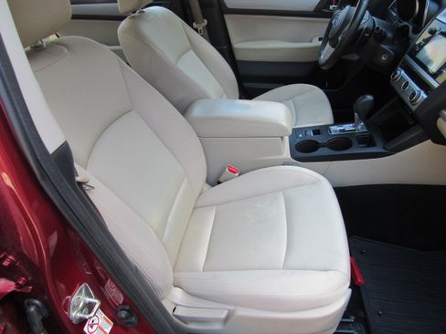 Used 2015 Subaru Legacy 2.5i Premium AWD/4WD image 15