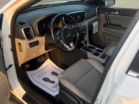 Used 2021 Kia Sportage S image 10