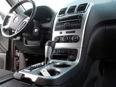 Used 2012 GMC Acadia AWD SLE image 26