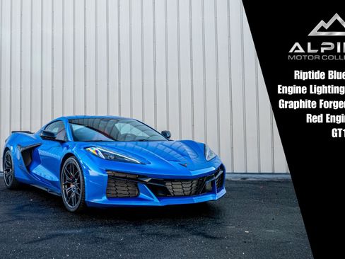 Used 2024 Chevrolet Corvette Z06 image 1