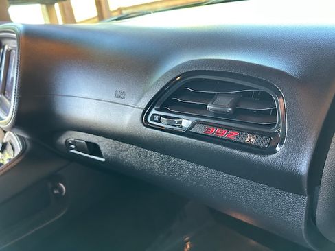 Used 2022 Dodge Challenger R/T Scat Pack RWD image 17