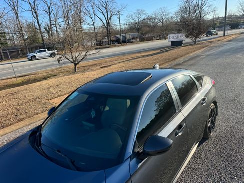 Used 2022 Honda Civic Sport Touring image 11