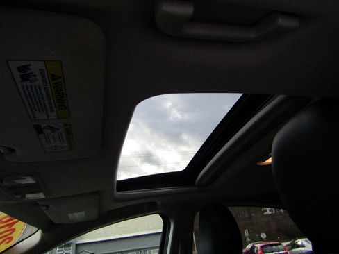 Used 2016 Honda HR-V EX-L image 11