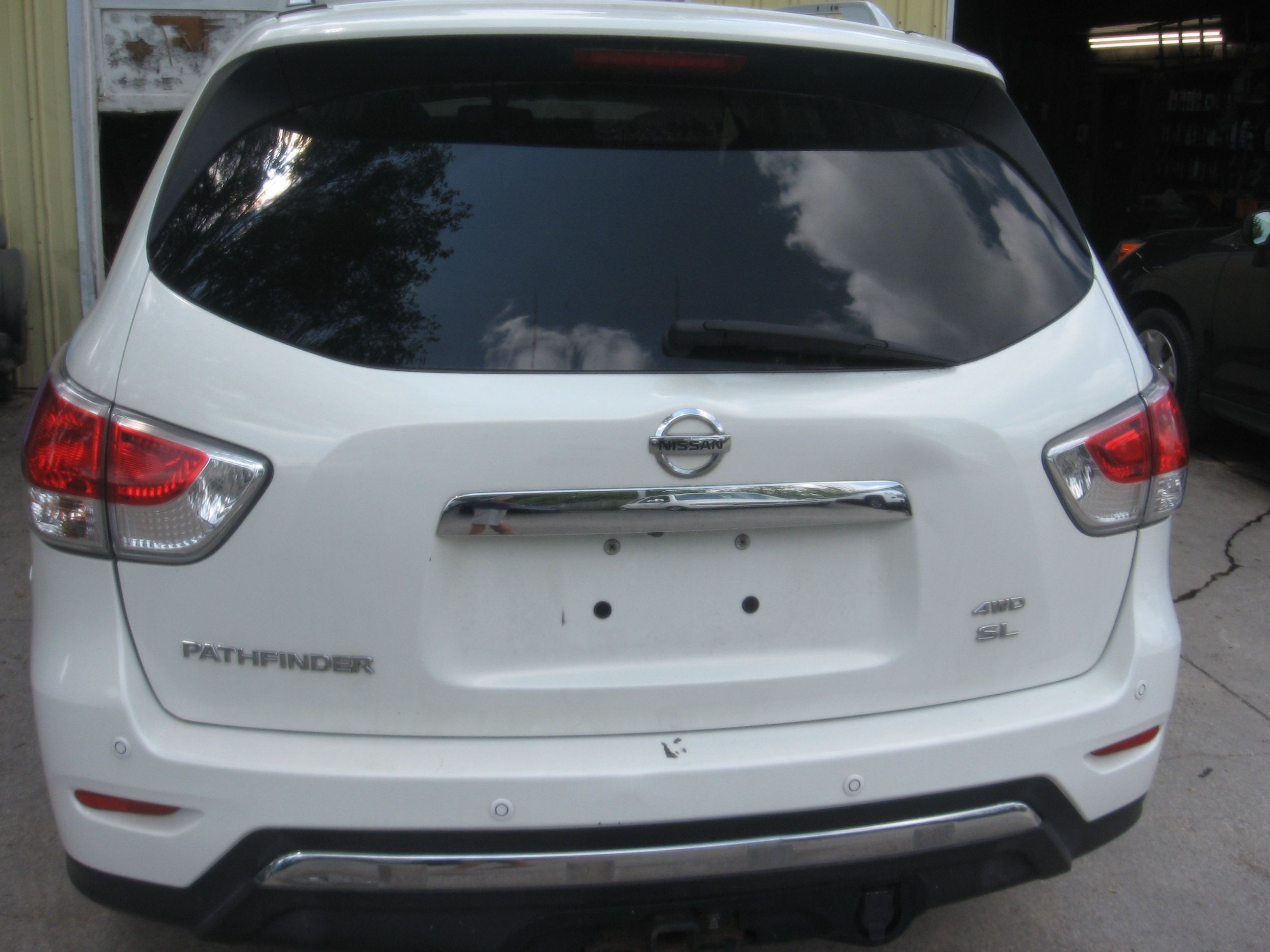 Used 2013 Nissan Pathfinder 4WD image 5