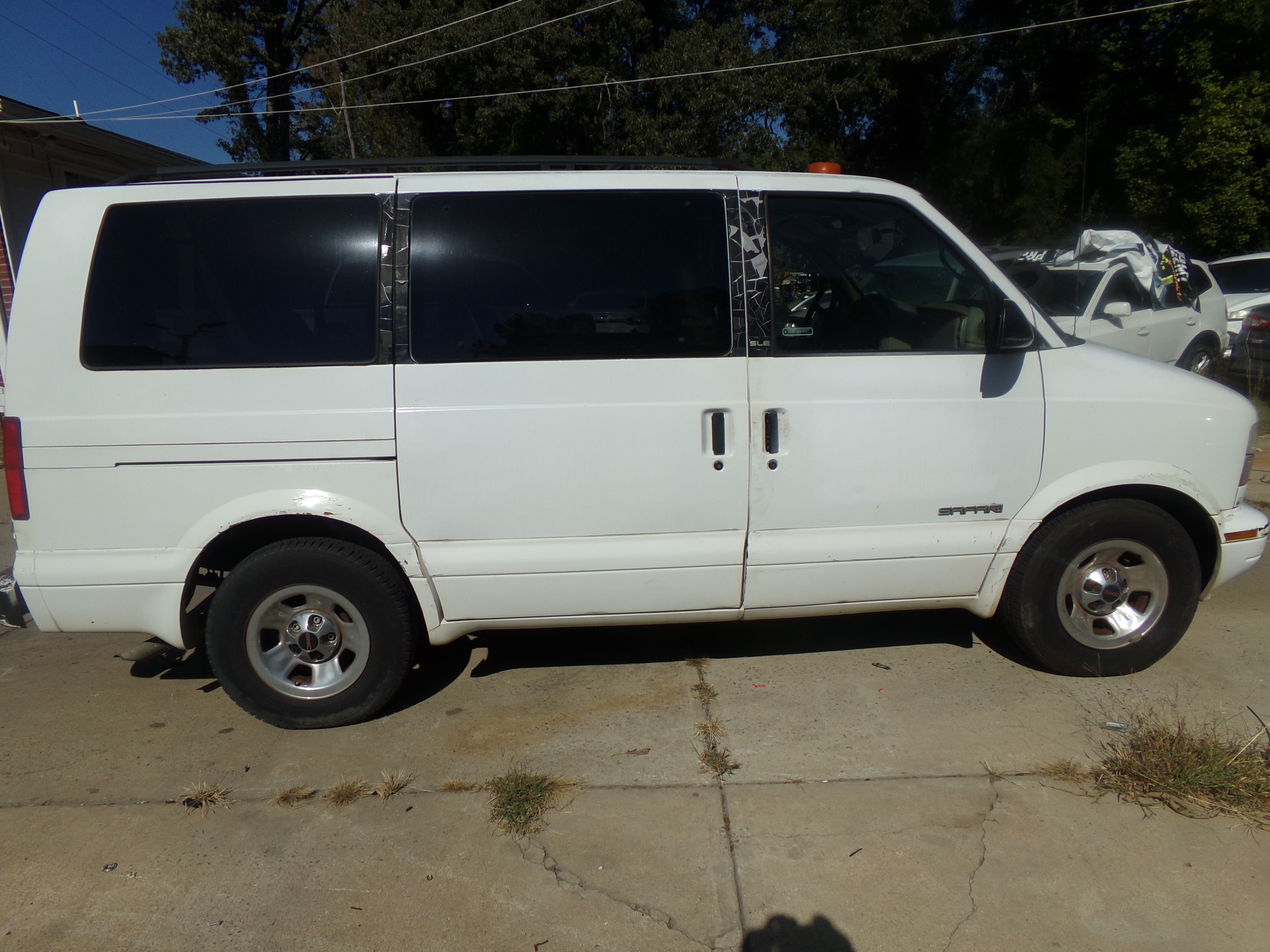 Used 1999 GMC Safari Passenger RWD image 6