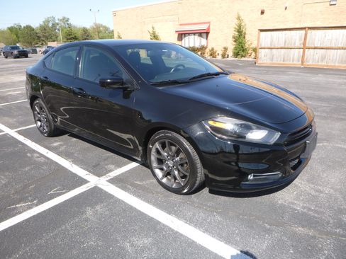 Used 2015 Dodge Dart SXT FWD image 4