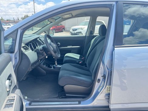 Used 2012 Nissan Versa 1.8 S Hatchback FWD image 16