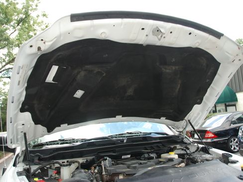 Used 2016 RAM 2500 ST image 10