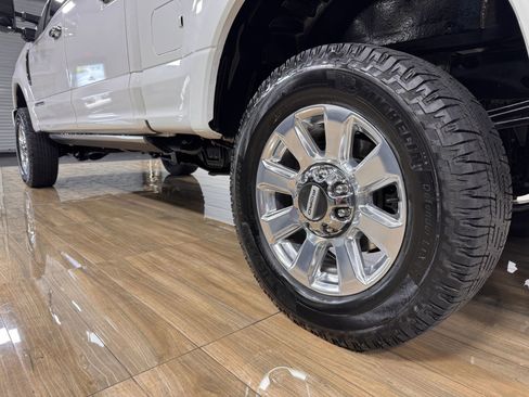Used 2019 Ford F250 Platinum image 10