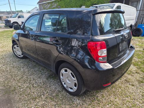 Used 2010 Scion xD FWD image 3