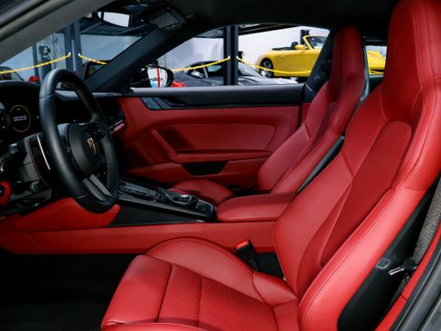 Used 2024 Porsche 911 Carrera 4 GTS image 22