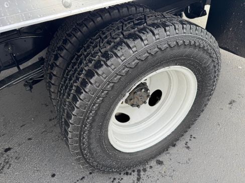 Used 2019 Ford E-350 and Econoline 350 image 21