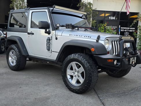 Used 2012 Jeep Wrangler Rubicon image 4