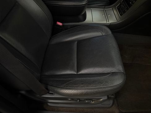 Used 2014 Cadillac Escalade ESV Platinum image 77