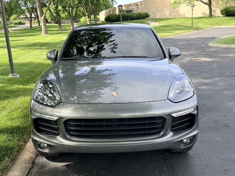 Used 2016 Porsche Cayenne S AWD/4WD image 9