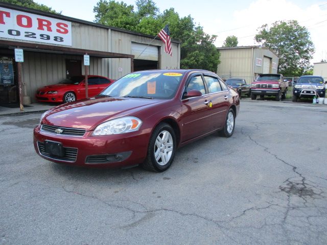 Used 2007 Chevrolet Impala LTZ FWD image 2