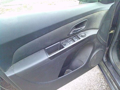 Used 2016 Chevrolet Cruze Limited Eco image 8