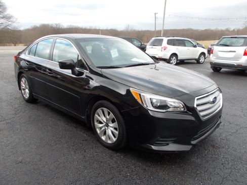 Used 2016 Subaru Legacy 2.5i Premium image 3