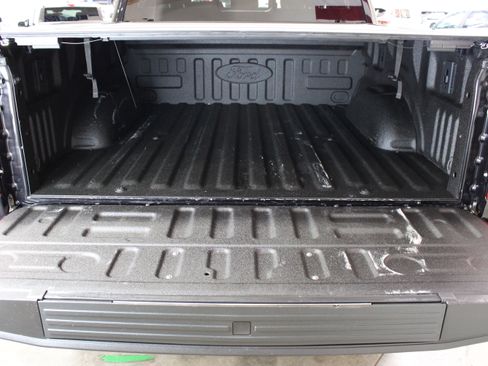 Used 2020 Ford F150 Lariat image 11