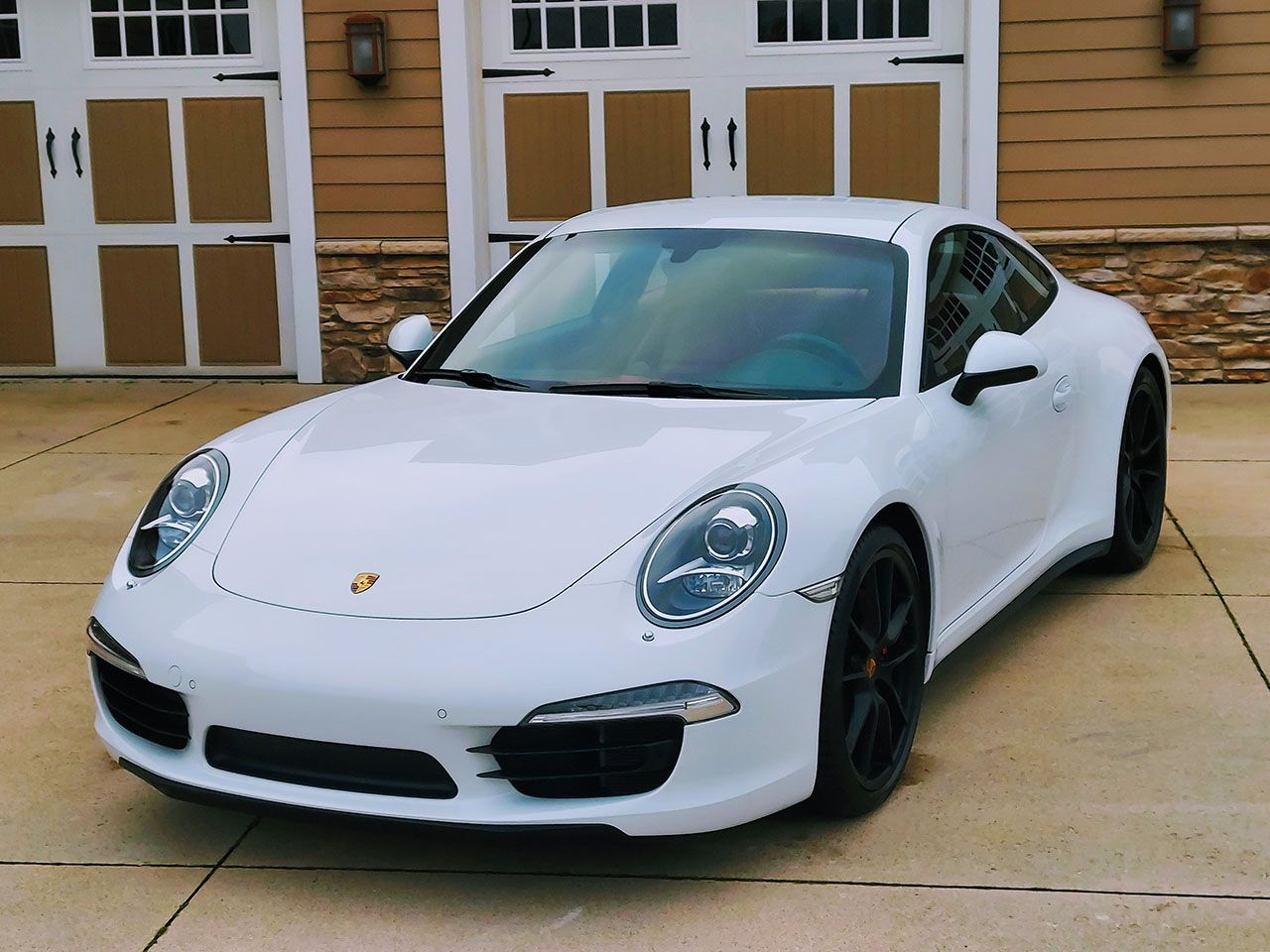 Used 2013 Porsche 911 Carrera 4S Coupe AWD/4WD image 3