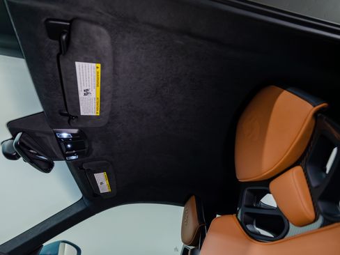 Used 2024 Porsche 911 S/T image 61