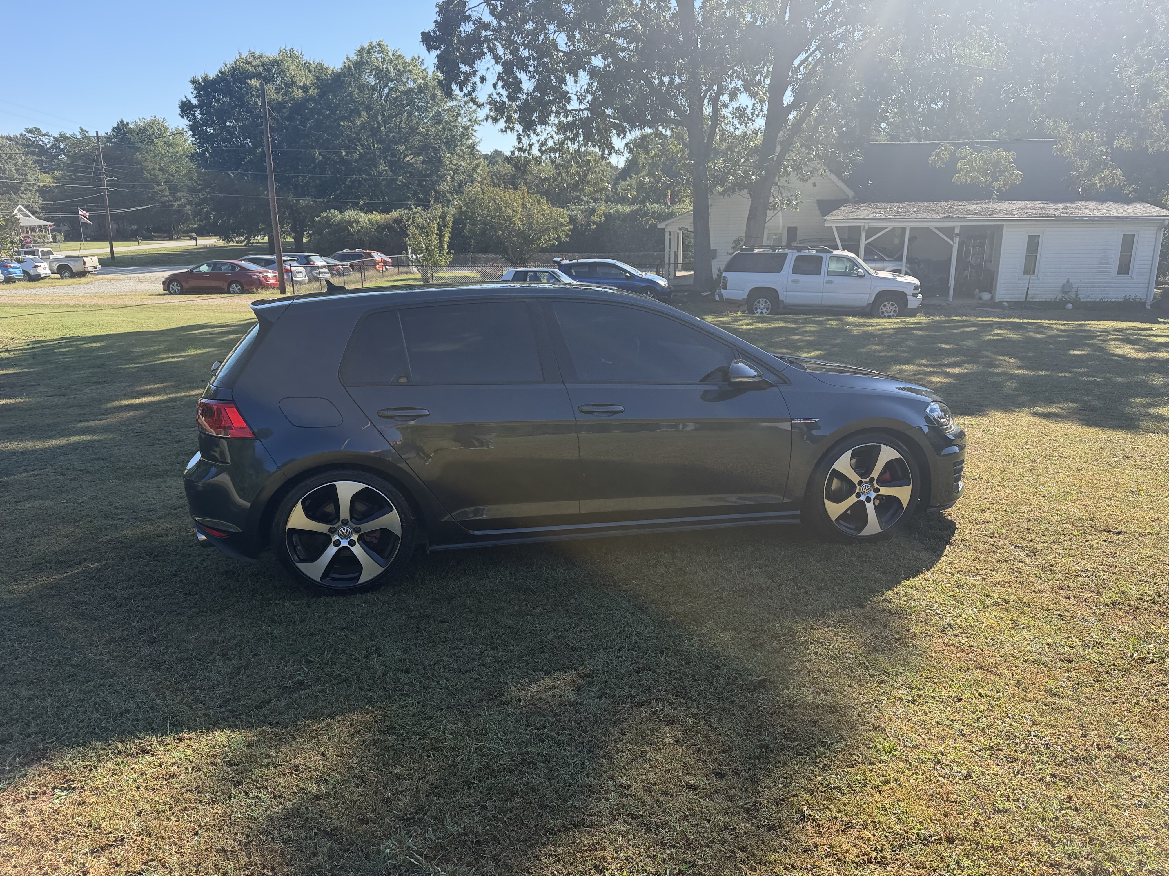 Used 2017 Volkswagen GTI 4-Door FWD image 18