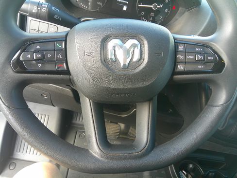 Used 2024 RAM ProMaster 1500 image 21