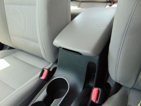 Used 2018 Hyundai Elantra SEL image 21