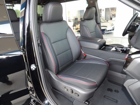 Used 2024 Chevrolet Silverado EV RST image 29