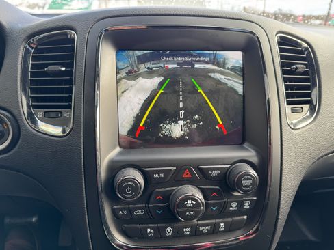 Used 2018 Dodge Durango GT image 22