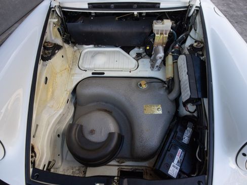 Used 1988 Porsche 911 Carrera image 30