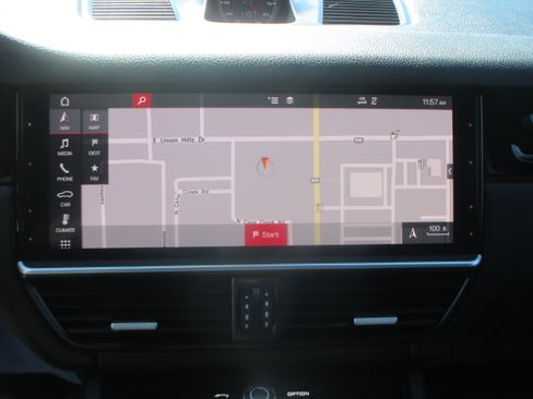 Used 2019 Porsche Cayenne image 4