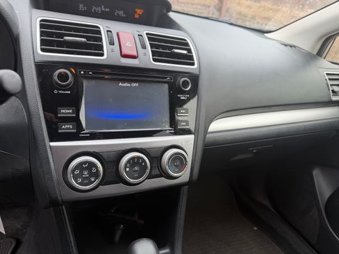 Used 2015 Subaru XV Crosstrek 2.0i Premium image 14