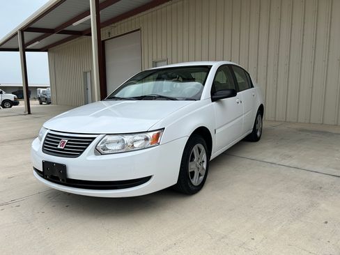 Used 2007 Saturn ION Level 2 Sedan FWD image 2