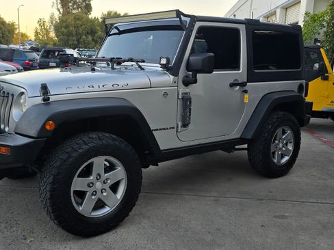 Used 2012 Jeep Wrangler Rubicon image 13
