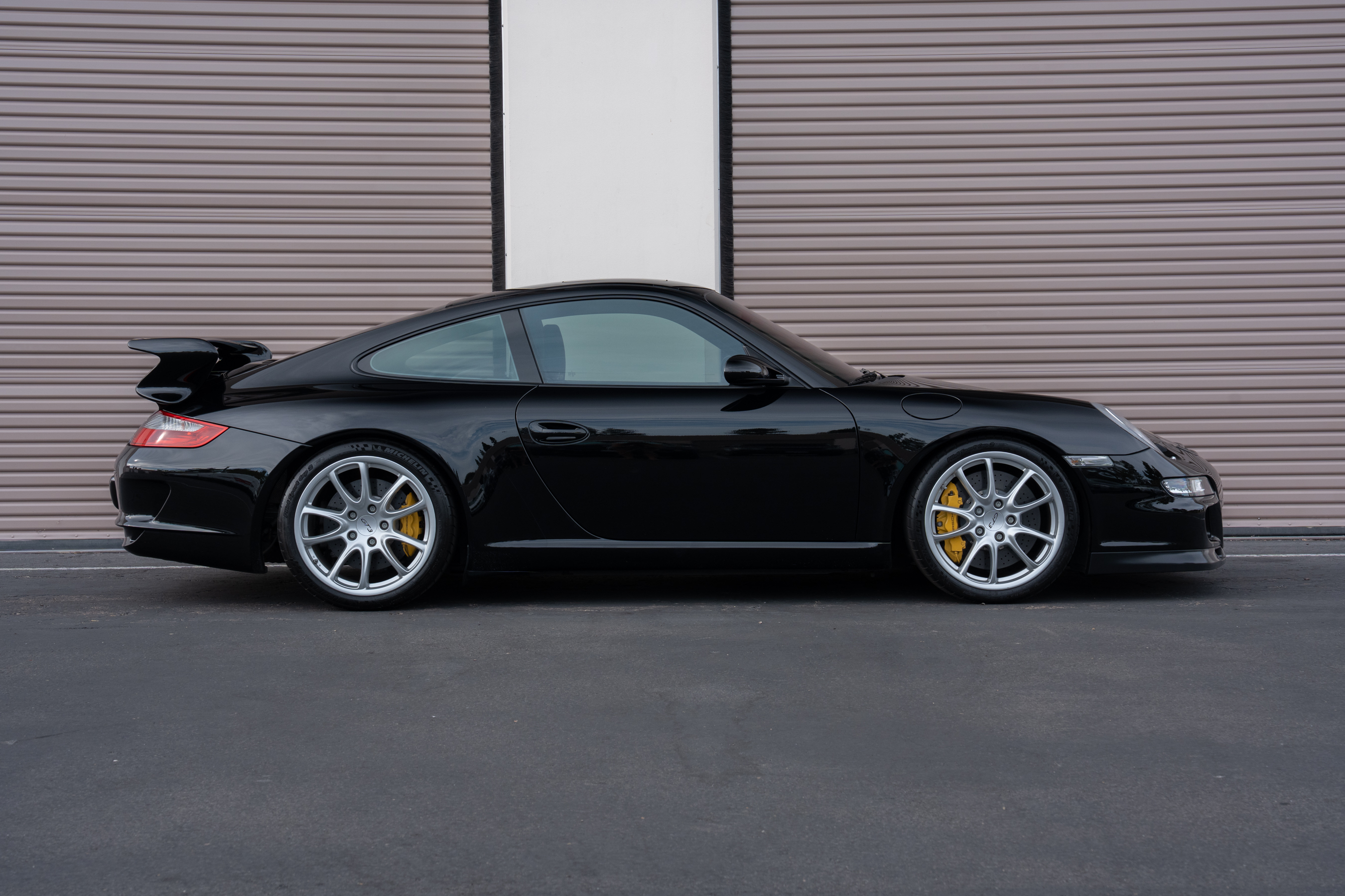 Used 2007 Porsche 911 GT3 RWD image 23