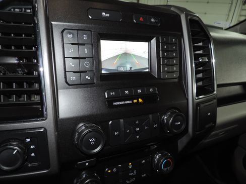 Used 2018 Ford F150 XLT image 43
