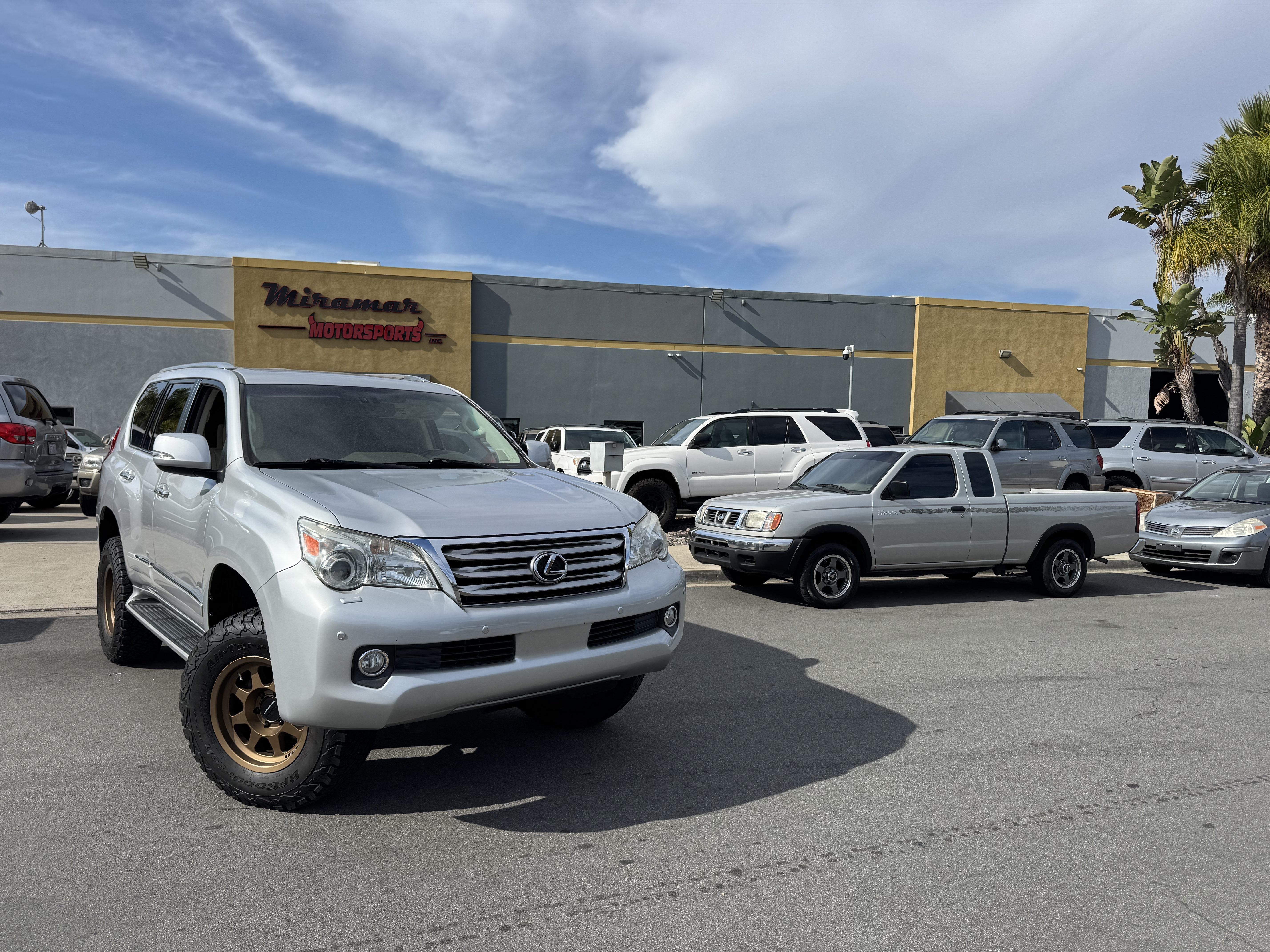 Used 2012 Lexus GX 460 Premium AWD/4WD image 1