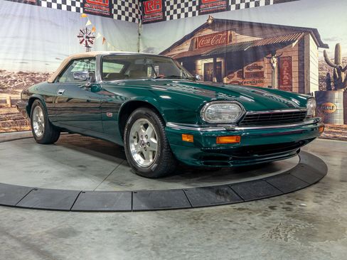 Used 1995 Jaguar XJS 4.0 Convertible image 1