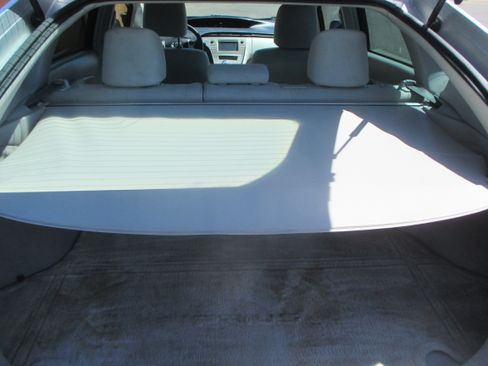 Used 2014 Toyota Prius Two FWD image 17