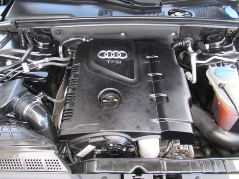 Used 2016 Audi A4 2.0T Premium quattro Sedan AWD/4WD image 23