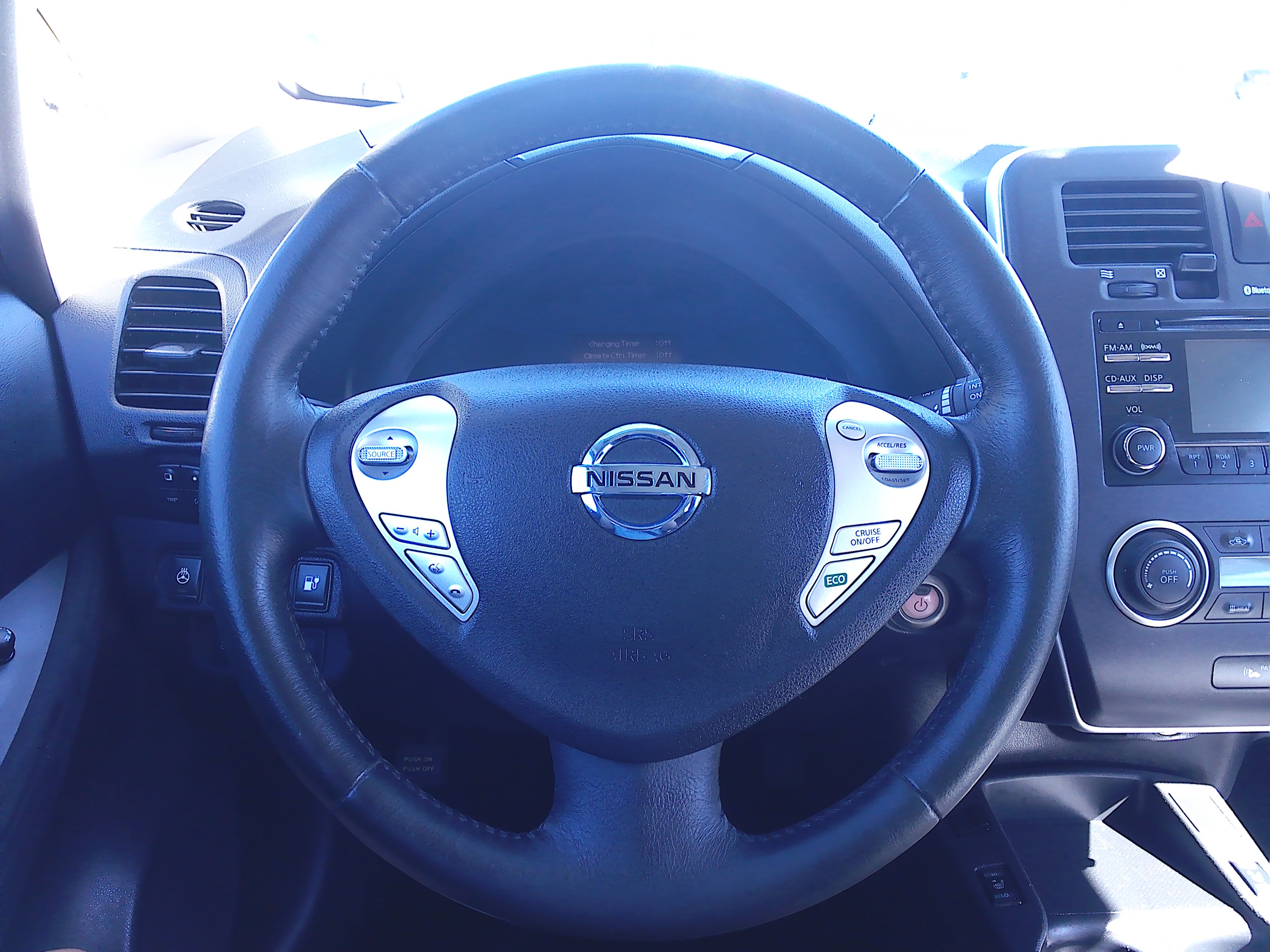 Used 2015 Nissan Leaf S FWD image 26