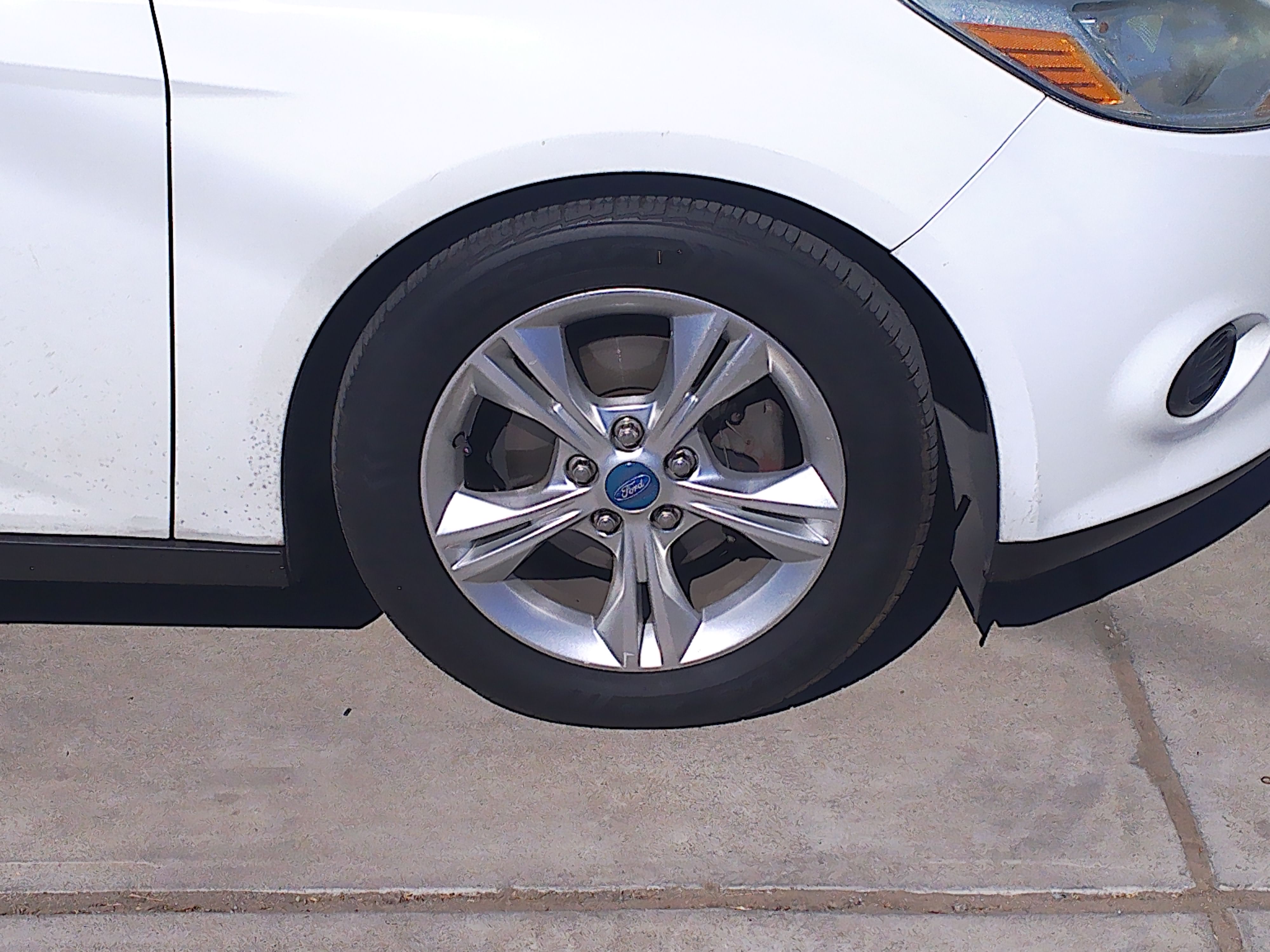 Used 2013 Ford Focus SE Hatchback FWD image 38