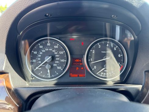 Used 2011 BMW 328i image 25